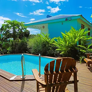  Hébergement de vacances Kaz A Klemence Creole Avec Piscine Et Table Dhotes A Bertrand